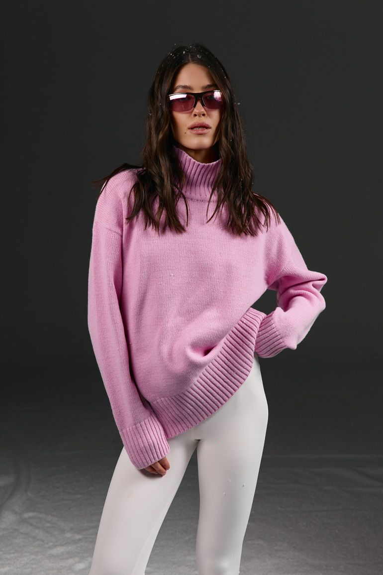 Светр вовна світло-рожевий