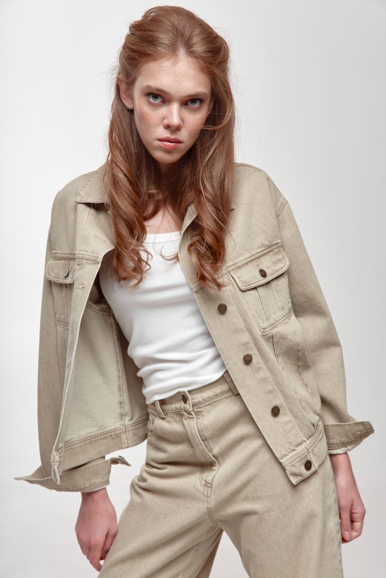 Куртка Avril оливкова