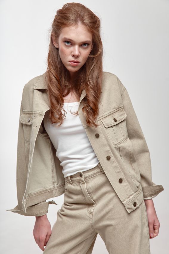 Куртка Avril оливкова