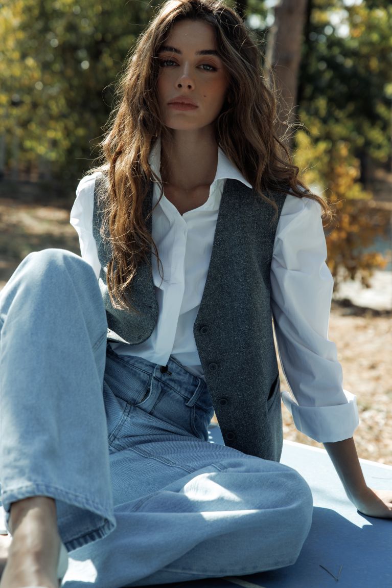 Жилет Classic 2024 сірий