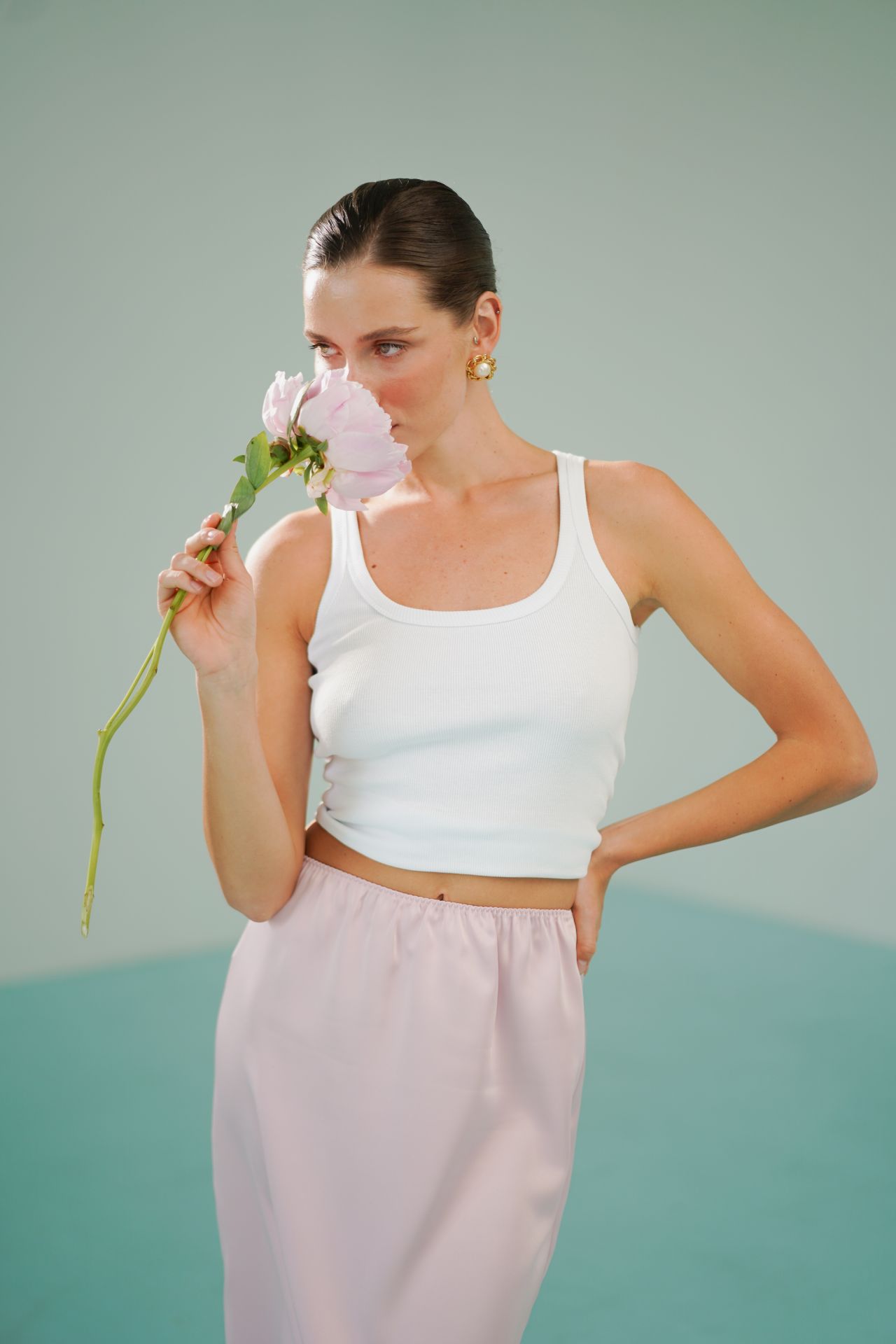 Спідниця атлас maxi з мереживом рожева